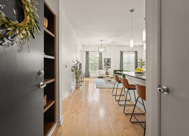Property at 2950 Mckinney Ave #303, Dallas, TX 75204, 2 beds, 2 baths