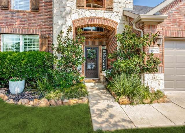 Property at 4013 Burwood Dr, Fort Worth, TX 76262, 4 beds, 3.5 baths