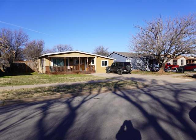 Property at 826 S La Salle Dr, Abilene, TX 79605, 3 beds, 1 bath