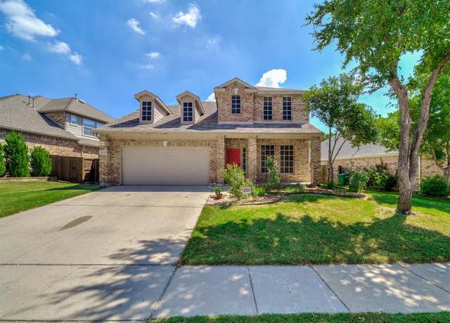 Property at 9332 Granger Ln, Fort Worth, TX 76244, 3 beds, 2.5 baths