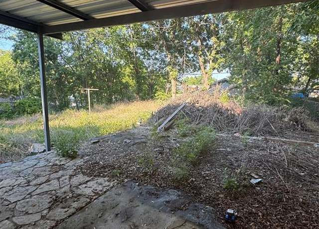 Property at 3801 Bryan Ave, Fort Worth, TX 76110, 2 beds, 1 bath