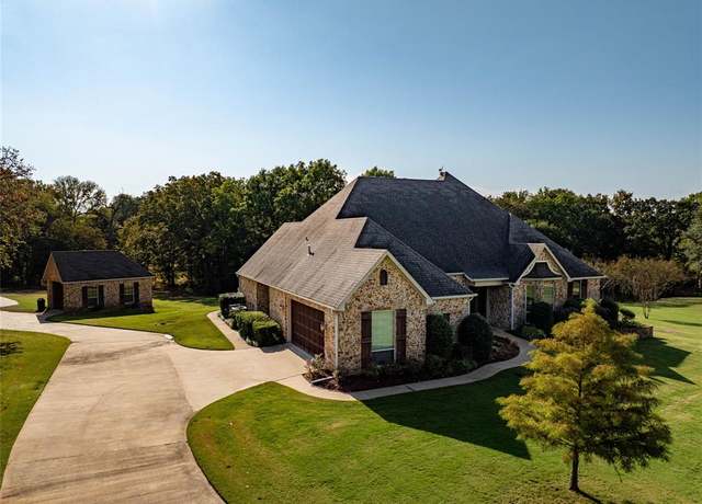 Property at 5005 Sunset Vw, Paris, TX 75462, 4 beds, 3.5 baths