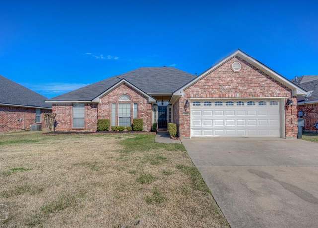 Property at 5845 Bluebonnett Dr, Bossier City, LA 71112, 3 beds, 2 baths