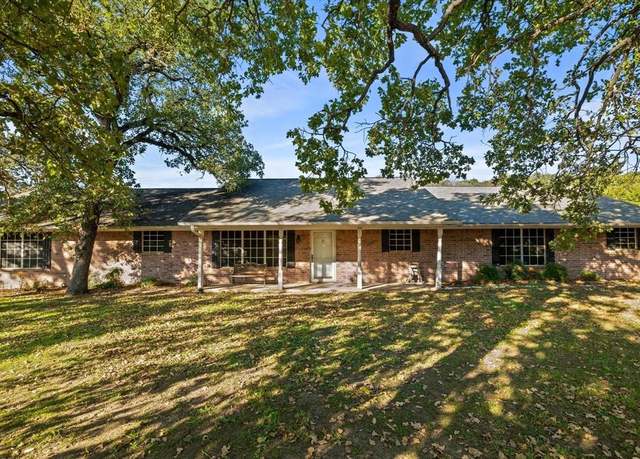 Property at 7401 Bursey Rd, North Richland Hills, TX 76182, 3 beds, 2.5 baths