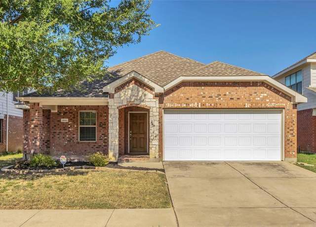 Property at 1001 Tallahassee Dr, Denton, TX 76208, 4 beds, 3 baths
