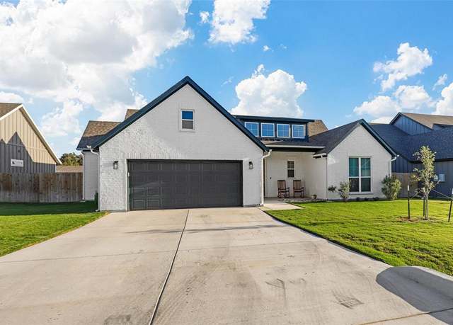 Property at 2011 Rattler Way, Tolar, TX 76476, 3 beds, 2.5 baths