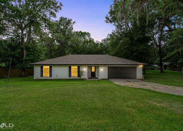Property at 330 Evangeline Dr, Elm Grove, LA 71051, 3 beds, 2 baths