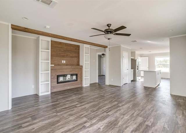 Property at 4417 County Road 423, Grandview, TX 76050, 4 beds, 3 baths