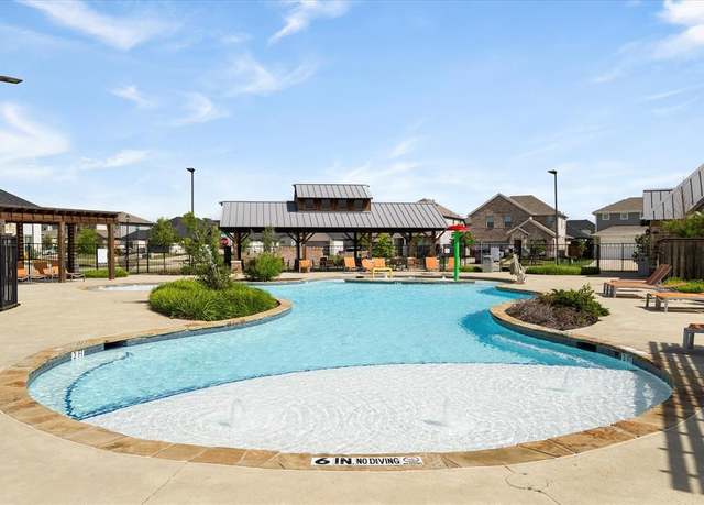 Property at 5168 Appalachian Dr, Royse City, TX 75189, 5 beds, 3 baths