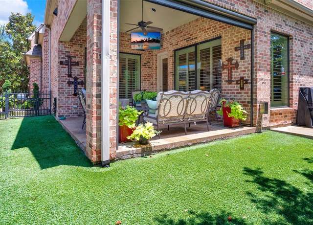 Property at 2161 Fawnwood Dr, Plano, TX 75093, 3 beds, 3 baths