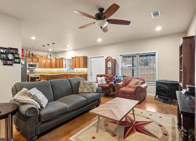 Property at 506 Trail Rd, Denison, TX 75021, 2 beds, 2 baths