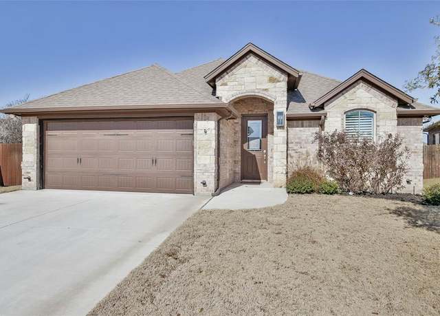 Property at 315 Jacinth Ln, Granbury, TX 76049, 3 beds, 2 baths