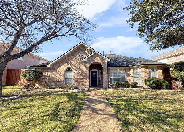 Property at 8813 Lakepointe Ave, Rowlett, TX 75088, 3 beds, 2 baths