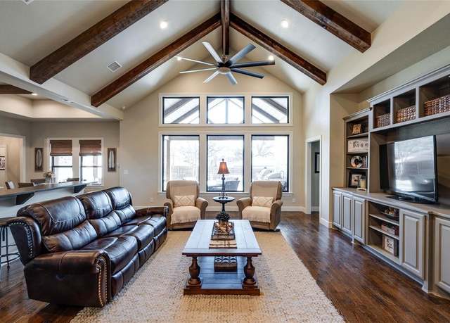 Property at 8716 Stewart Dr, North Richland Hills, TX 76182, 4 beds, 4 baths