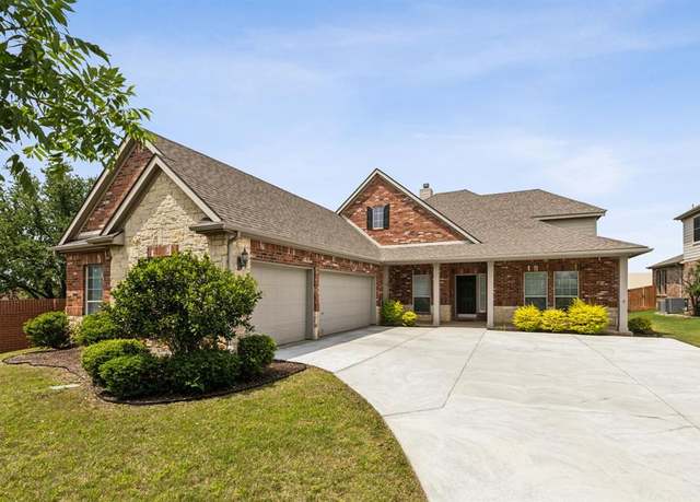 Property at 9601 Delmonico Dr, Fort Worth, TX 76244, 4 beds, 2.5 baths