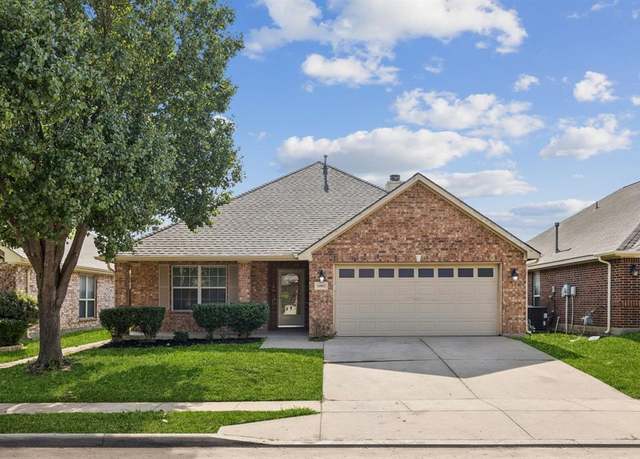Property at 11832 Basilwood Dr, Fort Worth, TX 76244, 3 beds, 2 baths