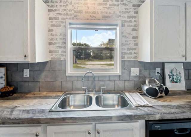 Property at 0000 Cr-4012, Mabank, TX 75147, 4 beds, 2 baths