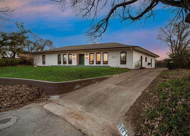 Property at 2111 Woodhaven Dr, Arlington, TX 76010, 4 beds, 4 baths