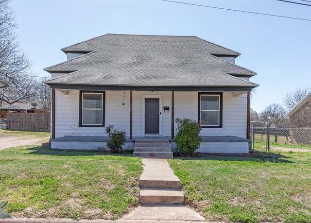 Property at 1929 S 5th St, Abilene, TX 79602, 4 beds, 2 baths