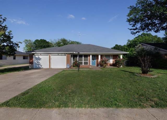 Property at 6309 Stonewall St, Greenville, TX 75402, 3 beds, 2 baths