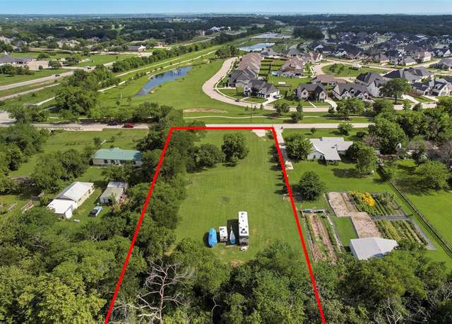 Property at 118 Old Justin Rd, Argyle, TX 76226