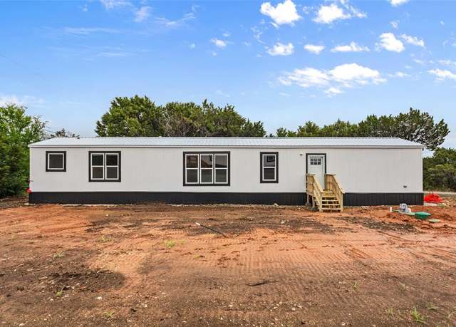 Property at 3606 Hilltop Rd, Granbury, TX 76048, 3 beds, 2 baths