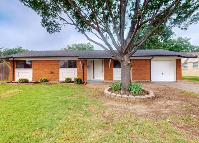 Property at 5101 Cloyce Ct, North Richland Hills, TX 76180, 3 beds, 2 baths
