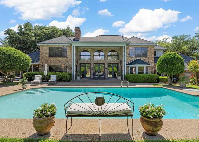 Property at 3115 Wood Lake Dr, Waco, TX 76710, 4 beds, 4 baths