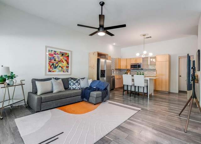 Property at 1823 S Ervay St, Dallas, TX 75215, 2 beds, 2 baths