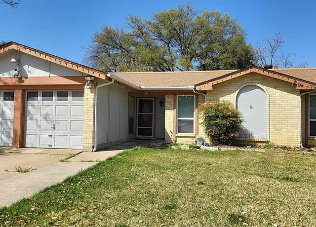 Property at 109 Cimarron Ln, Arlington, TX 76014, 3 beds, 2 baths
