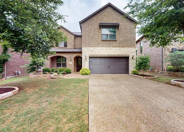 Property at 330 Heritage Ln, Wylie, TX 75098, 4 beds, 2.5 baths