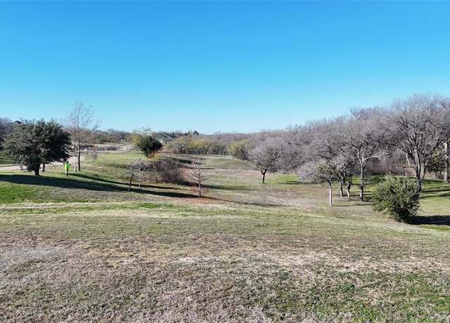 Property at 2453 Creekwood Dr, Cedar Hill, TX 75104