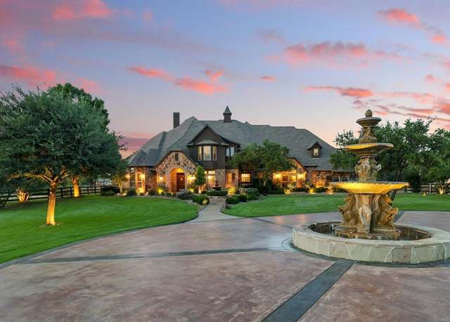 Property at 2 Groves Cir, Argyle, TX 76226, 4 beds, 6 baths