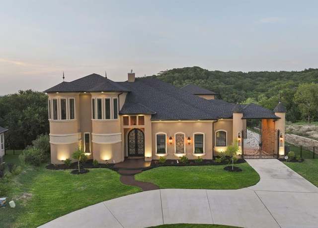 Property at 2621 Whispering Oaks Cv, Cedar Hill, TX 75104, 3 beds, 4.5 baths