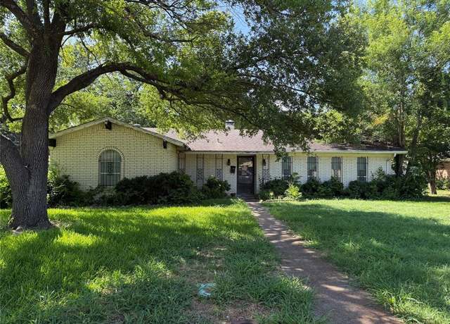 Property at 107 Dartmouth Dr, Waxahachie, TX 75165, 3 beds, 2 baths