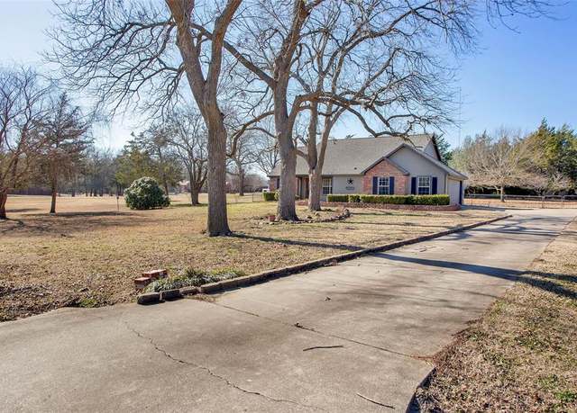 Property at 3906 Sistrunk St, Sherman, TX 75090, 3 beds, 2 baths