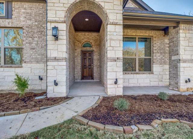 Property at 7468 West Line Rd, Collinsville, TX 76233, 4 beds, 3.5 baths