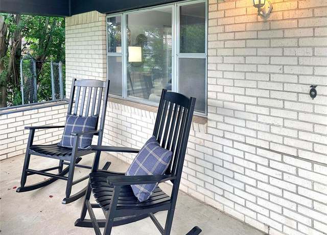 Property at 611 S Church St, Mckinney, TX 75069, 3 beds, 2 baths