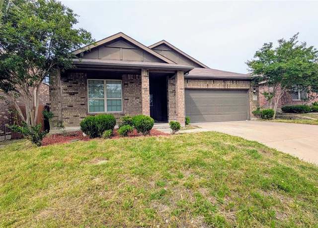 Property at 4110 Sandalwood Ct, Forney, TX 75126, 4 beds, 2 baths