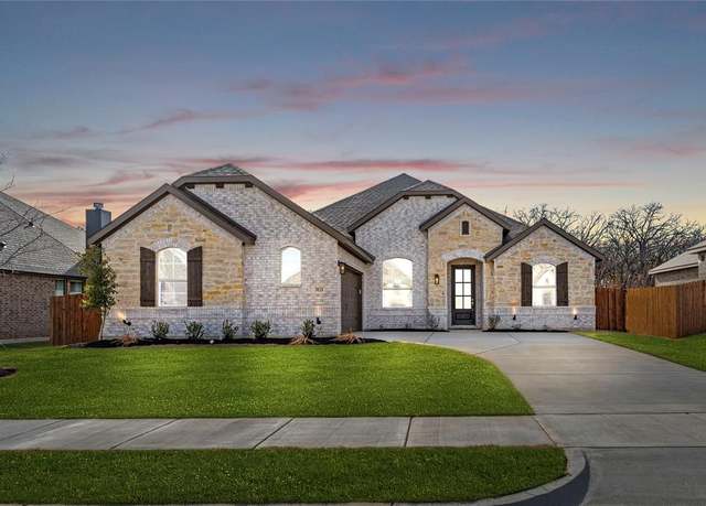 Property at 3121 Blue Hl, Burleson, TX 76028, 4 beds, 2 baths