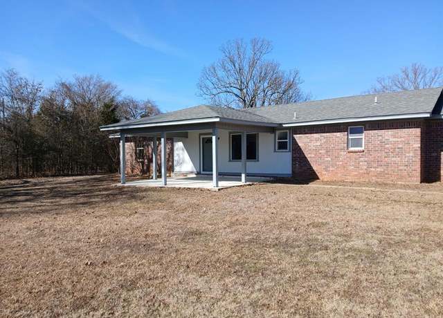 Property at 19088 US Hwy 82, Avery, TX 75554, 4 beds, 3 baths