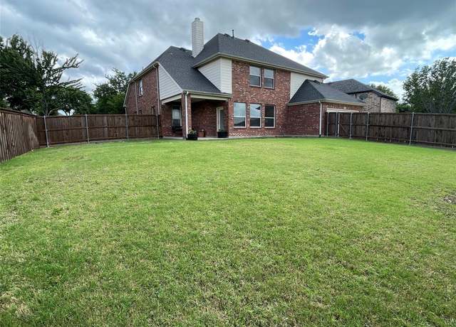Property at 3852 Banner Dr, Frisco, TX 75034, 5 beds, 3.5 baths