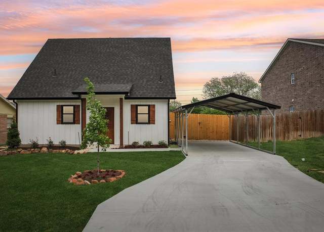 Property at 517 Mountain View Trl, Granbury, TX 76049, 2 beds, 2.5 baths