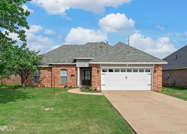 Property at 140 Fitzwilliam St, Haughton, LA 71037, 3 beds, 2 baths