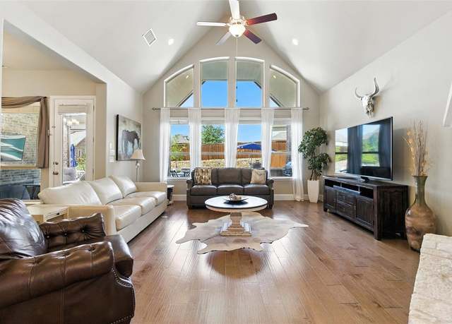 Property at 2104 Prospect Dr, Frisco, TX 75036, 5 beds, 4.5 baths
