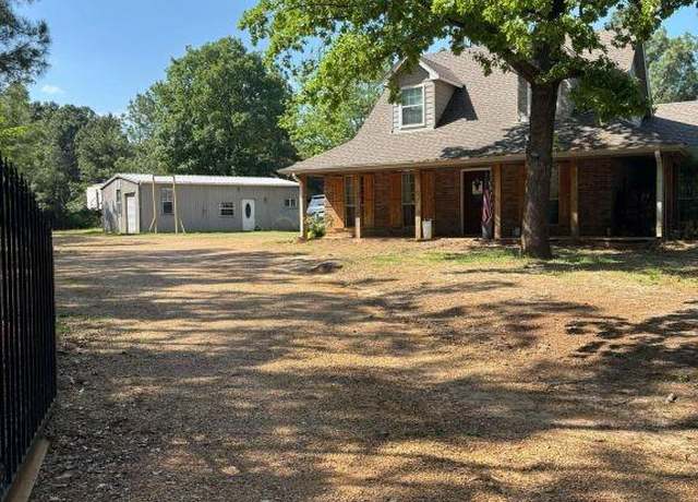Property at 450 Vz County Road 4814, Ben Wheeler, TX 75754, 3 beds, 2 baths