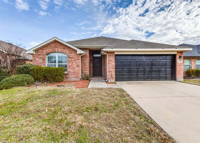 Property at 1028 Ingram Dr, Forney, TX 75126, 3 beds, 2 baths