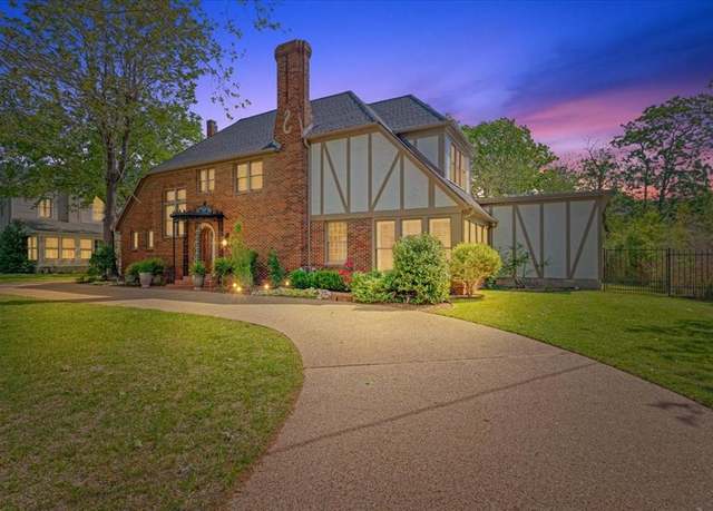 Property at 1307 N Hopson St, Sherman, TX 75092, 4 beds, 4.5 baths