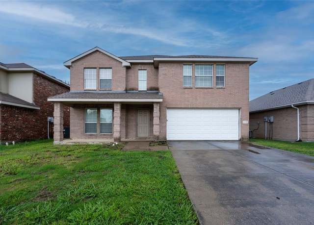 Property at 6518 Ashland Dr, Greenville, TX 75402, 5 beds, 2.5 baths