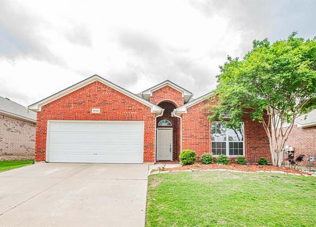 Property at 3848 Brandywine Ln, Fort Worth, TX 76244, 3 beds, 2 baths
